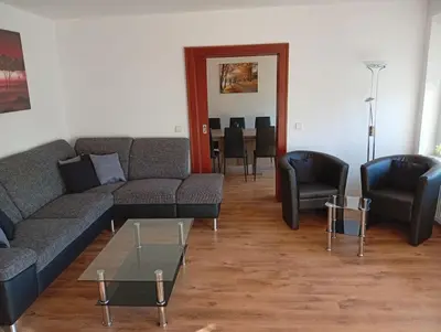 Ein Sitzbereich in der Unterkunft Ferienwohnung Margit am Park