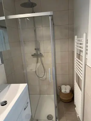 Ein Badezimmer in der Unterkunft Ferienwohnung Mauerperle