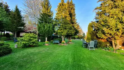 Ein Garten an der Unterkunft Schau ins Land 2
