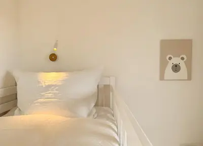 Ein Bett oder Betten in einem Zimmer der Unterkunft Neu! Hirschgrund 10 OG Panorama, Sauna, Pool
