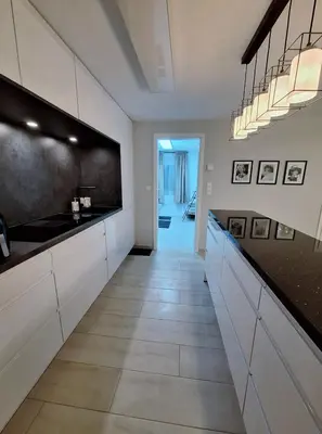 Küche/Küchenzeile in der Unterkunft NEU Ferienwohnung Bella, eigener Garten, stylisch, elegant, hundefreundlich