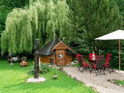 Ein Garten an der Unterkunft Apartment in Walkenried mit Gepflegtem Garten by Interhome