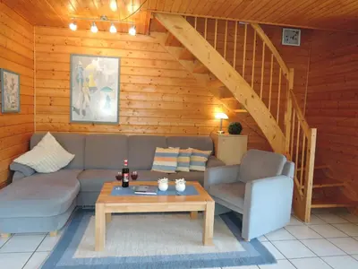 Ein Sitzbereich in der Unterkunft Holiday Home Blauvogel by Interhome