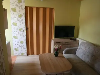 TV/Unterhaltungsangebot in der Unterkunft Apartment Gästehaus Tröbs by Interhome