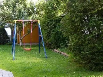 Ein Kinderspielbereich in der Unterkunft Holiday Home in Breitenstein mit Grill und Garten by Interhome
