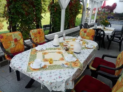 Ein Sitzbereich in der Unterkunft Apartment Gemütliche Wohnung in Altenbrak inkl Terrasse by Interhome