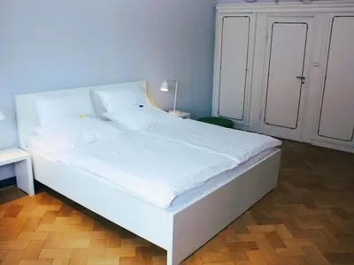 Ein Bett oder Betten in einem Zimmer der Unterkunft Apartment Wohlfühloase für Natur- und Gartenliebhaber by Interhome