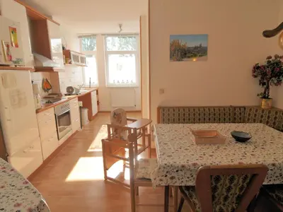 Küche/Küchenzeile in der Unterkunft Apartment Große und moderne Ferienwohnung im Erdgeschoss by Interhome