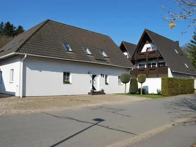 Das Gebäude in dem sich die Ferienwohnung befindet