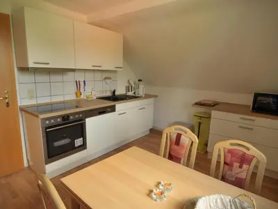 Küche/Küchenzeile in der Unterkunft Apartment mit herrlicher Aussicht in die Berge by Interhome