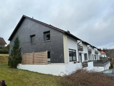 Das Gebäude in dem sich die Ferienwohnung befindet