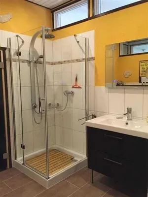 Ein Badezimmer in der Unterkunft Ferienwohnungen Haus Auszeit