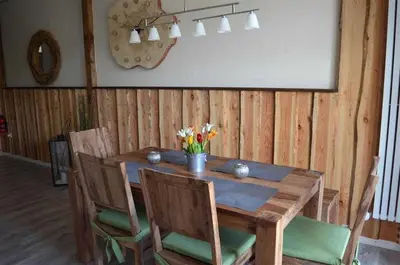 Ein Sitzbereich in der Unterkunft Ferienwohnungen Haus Auszeit