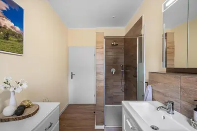 Ein Badezimmer in der Unterkunft Osterallee Apartment