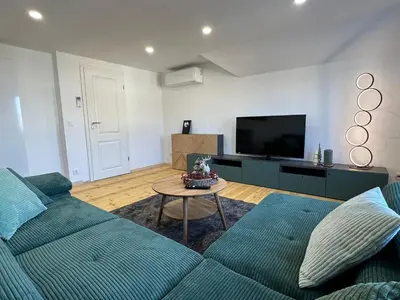 TV/Unterhaltungsangebot in der Unterkunft FeWo27 im Sagenharz - 4 Sterne DTV - stilvolles Family-Apartment, 2 SZ, Klima, WLAN & Netflix