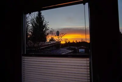 Blick auf den Sonnenuntergang/Sonnenaufgang von der Ferienwohnung aus oder aus der Nähe