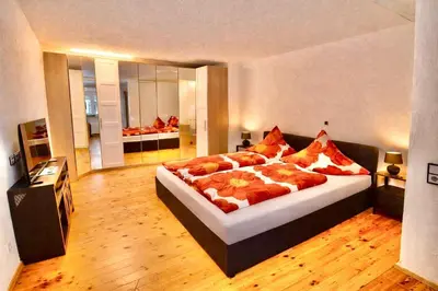Ein Bett oder Betten in einem Zimmer der Unterkunft FeWo mal Anders - exklusiv Urlauben im LOFT mit 2 Garagen