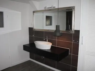 Ein Badezimmer in der Unterkunft Apartment Gemütliche Wohnung in Wernigerode mit Garten und Grill by Interhome