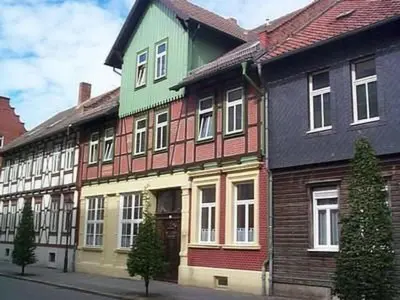 Das Gebäude in dem sich die Ferienwohnung befindet
