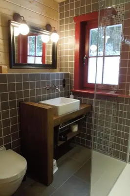 Ein Badezimmer in der Unterkunft Holiday Home Blockhaus Bodefall by Interhome