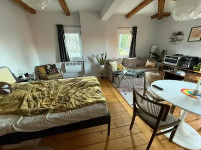 TV/Unterhaltungsangebot in der Unterkunft Süße Wohnung in Gründerzeitvilla
