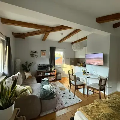 Süße Wohnung in Gründerzeitvilla