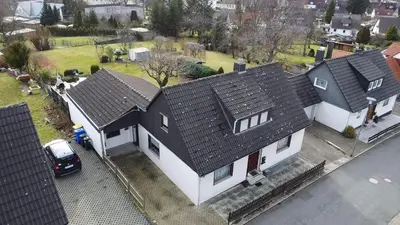 Das Gebäude in dem sich die Ferienwohnung befindet