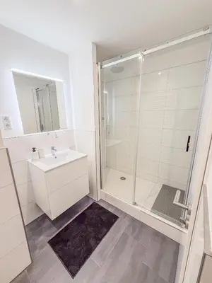 Ein Badezimmer in der Unterkunft Harznest Unter den Linden mit Balkon