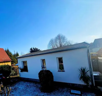 Das Gebäude in dem sich das Ferienhaus befindet