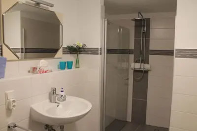 Ein Badezimmer in der Unterkunft Ferien im Laden