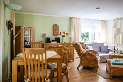 Ein Sitzbereich in der Unterkunft Ferienhaus Giesela ****
