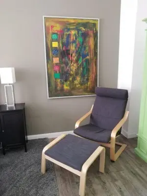 Ein Sitzbereich in der Unterkunft Loft Traumplatz in Innenstadt mit kostenlosem Parkplatz von Harztraveler