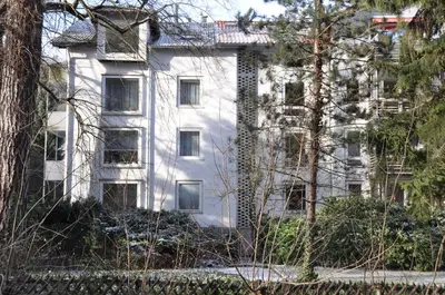 Das Gebäude in dem sich die Ferienwohnung befindet