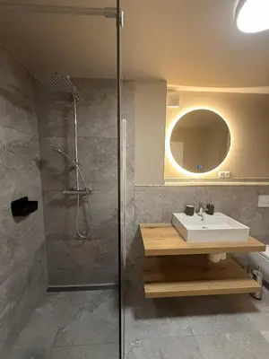 Ein Badezimmer in der Unterkunft Bergflamme - Ihr Ferienhaus im Harz mit Sauna