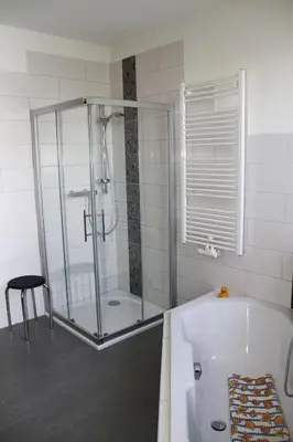 Ein Badezimmer in der Unterkunft Jürgen Ferienwohnung