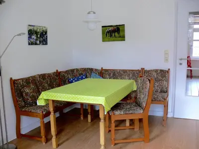 Ein Sitzbereich in der Unterkunft Ferienwohnung Siegers