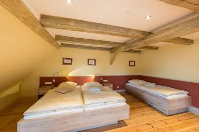 Ein Bett oder Betten in einem Zimmer der Unterkunft Hotel Theophano