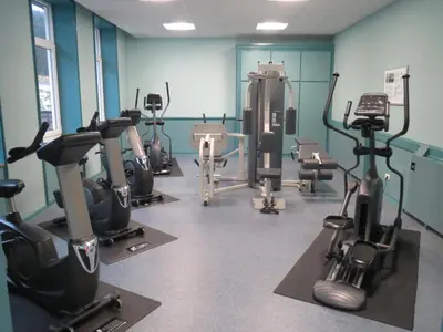 Das Fitnesscenter und/oder die Fitnesseinrichtungen in der Unterkunft BSW-Erlebnishotel Festenburg