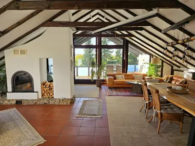 Ein Sitzbereich in der Unterkunft Exklusive Dachgeschosswohnung mit Harzblick