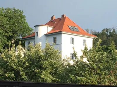 Das Gebäude in dem sich die Ferienwohnung befindet