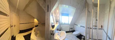 Ein Badezimmer in der Unterkunft Palais Picard Westflügel