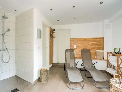 Grundriss der Unterkunft Helle Wohnung mit Terrasse und Sauna
