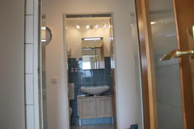 Ein Badezimmer in der Unterkunft Moderne Ferienwohnung Anna 6a