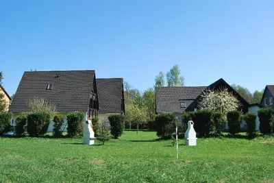 Ein Garten an der Unterkunft Ferienwohnung Stricker 2/1, Typ B, Terrasse