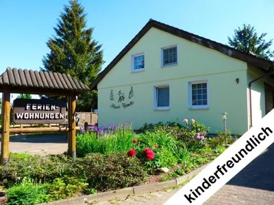 Ein Garten an der Unterkunft Haus Bambi