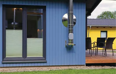 Das Gebäude in dem sich das Ferienhaus befindet