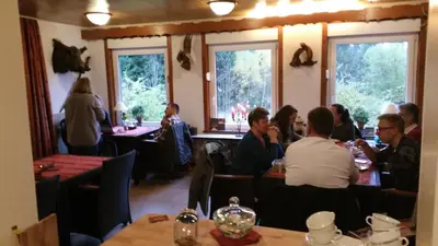 Gäste, die in der Unterkunft B&B Waldcafe übernachten