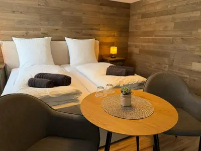Ein Bett oder Betten in einem Zimmer der Unterkunft Hotel Zur Erholung
