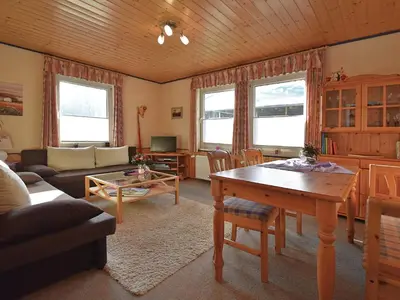 Ein Sitzbereich in der Unterkunft Einladendes, freistehendes Ferienhaus in Wienrode
