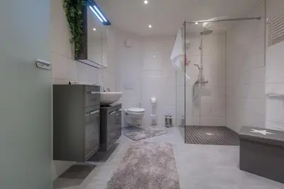 Ein Badezimmer in der Unterkunft Ferienwohnung am Schlosspark